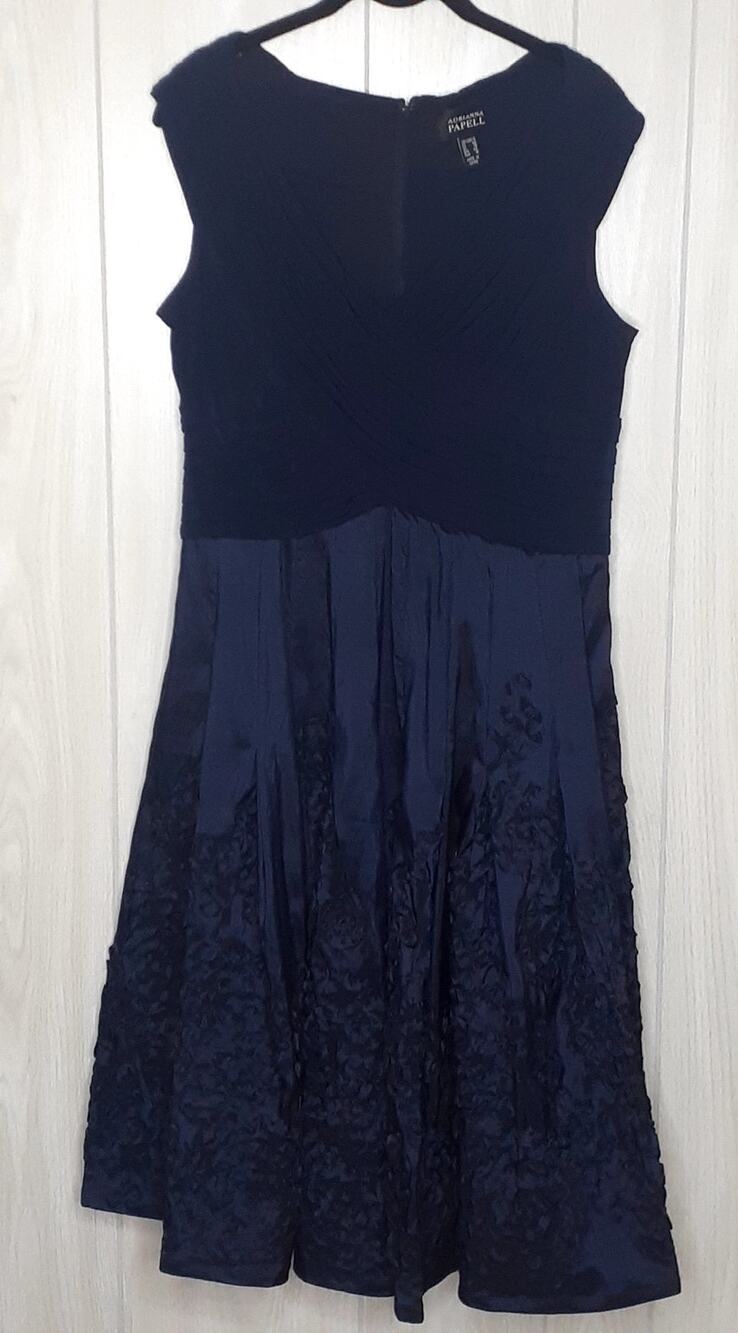 Adrianna Papell Navy Sleeveless Dress Size 14 Stretchy Bodice
